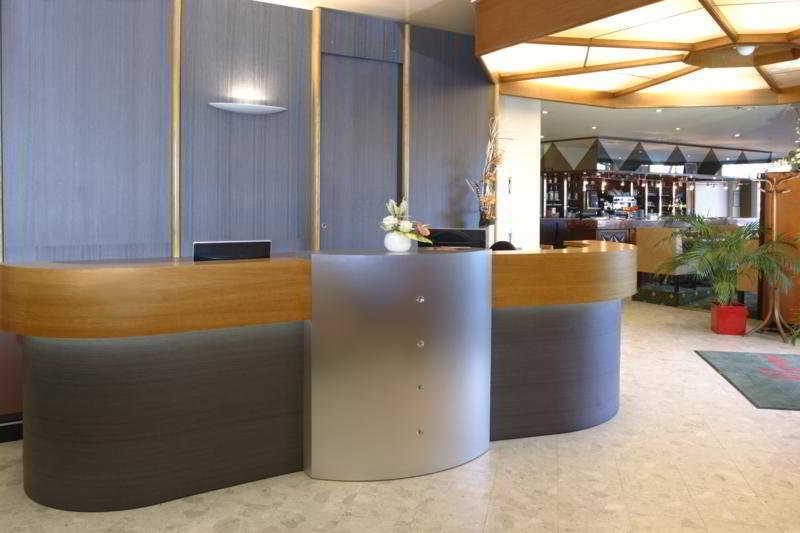 Hotel Le Berry Saint-Nazaire Dış mekan fotoğraf