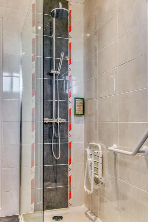 Hotel Le Berry Saint-Nazaire Dış mekan fotoğraf